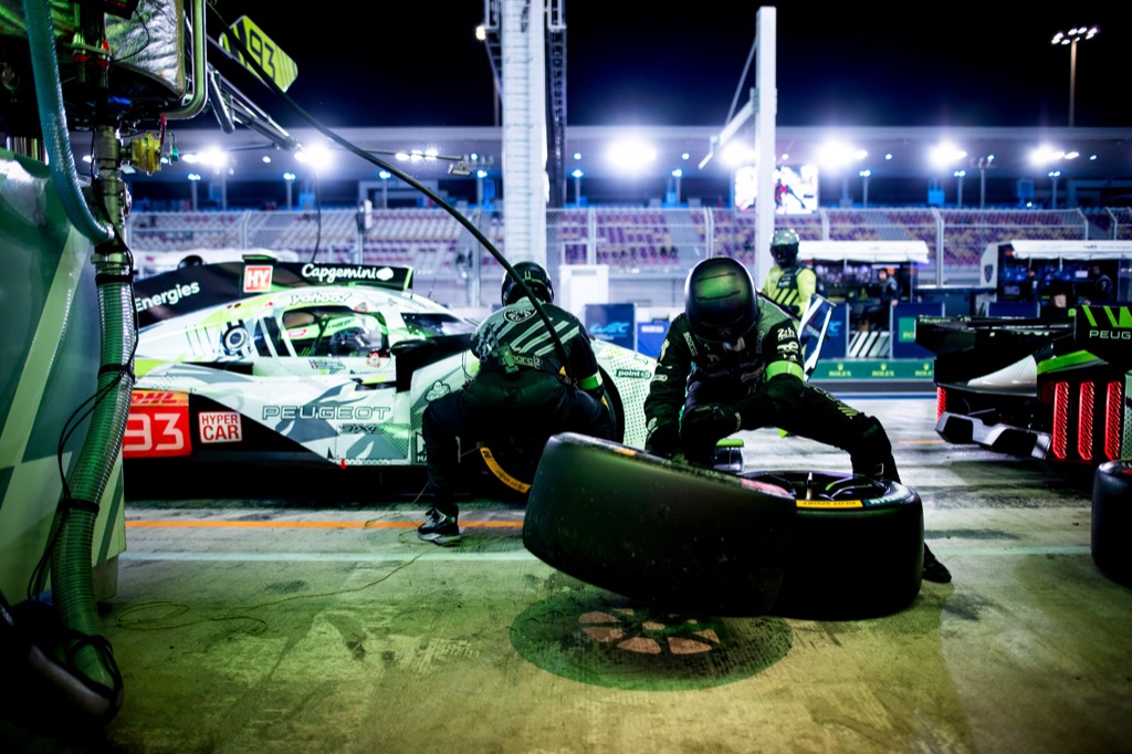 Mikkel Jensen og Peugeot sikrede VM-point i Qatar.
(Foto: Team Peugeot TotalEnergies)